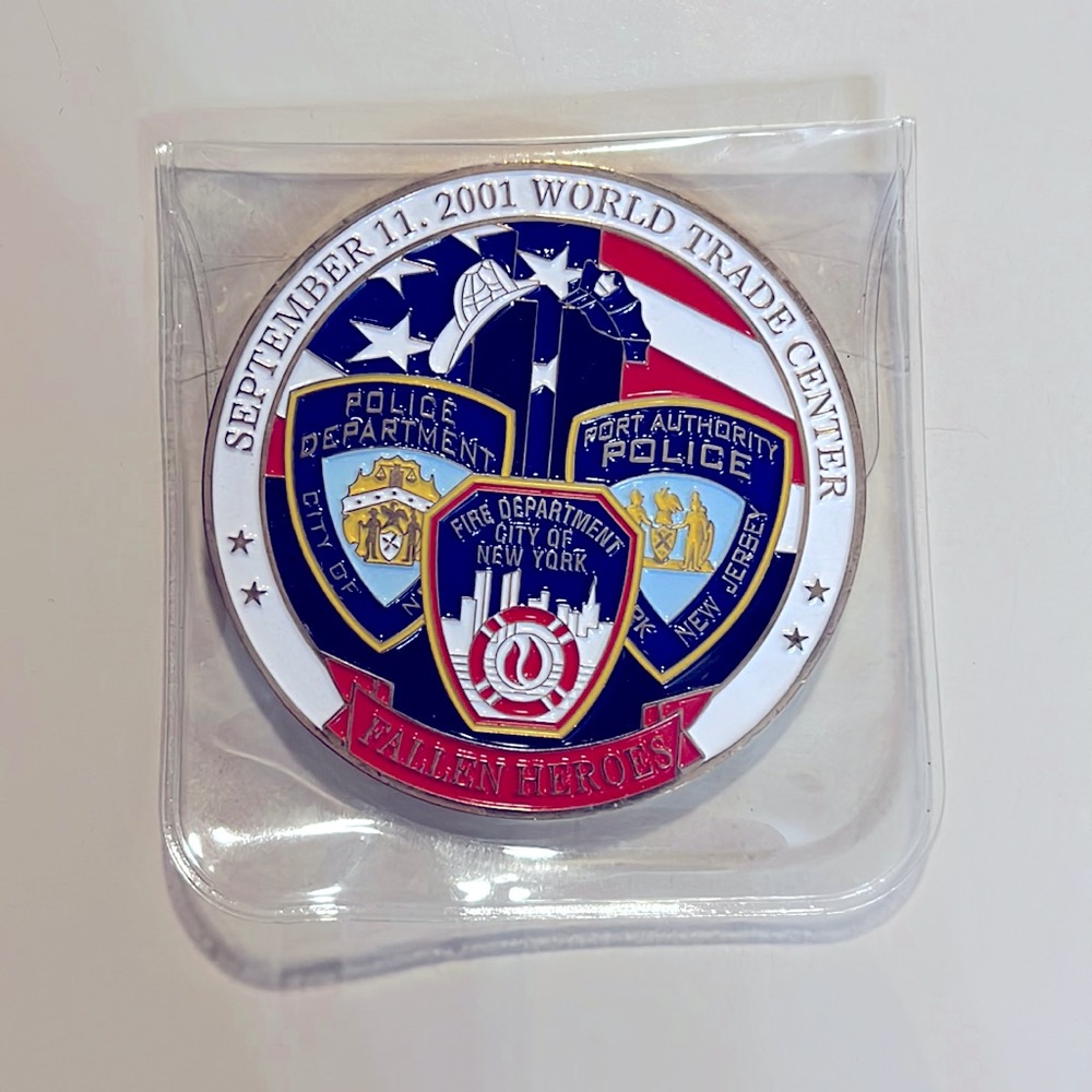 Rare Commemorative Keepsake 9/11 Coin 3in diameter.